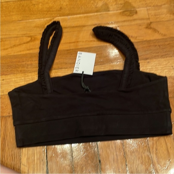 Bandier & Sincerely Jules✨. The Rue Ruffle Bra in Black - Picture 8 of 8